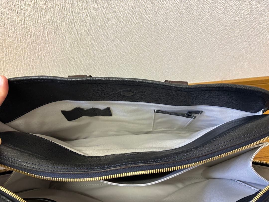 【美品】土屋鞄 アルマス バッファローブリーフ アーバンネイビー