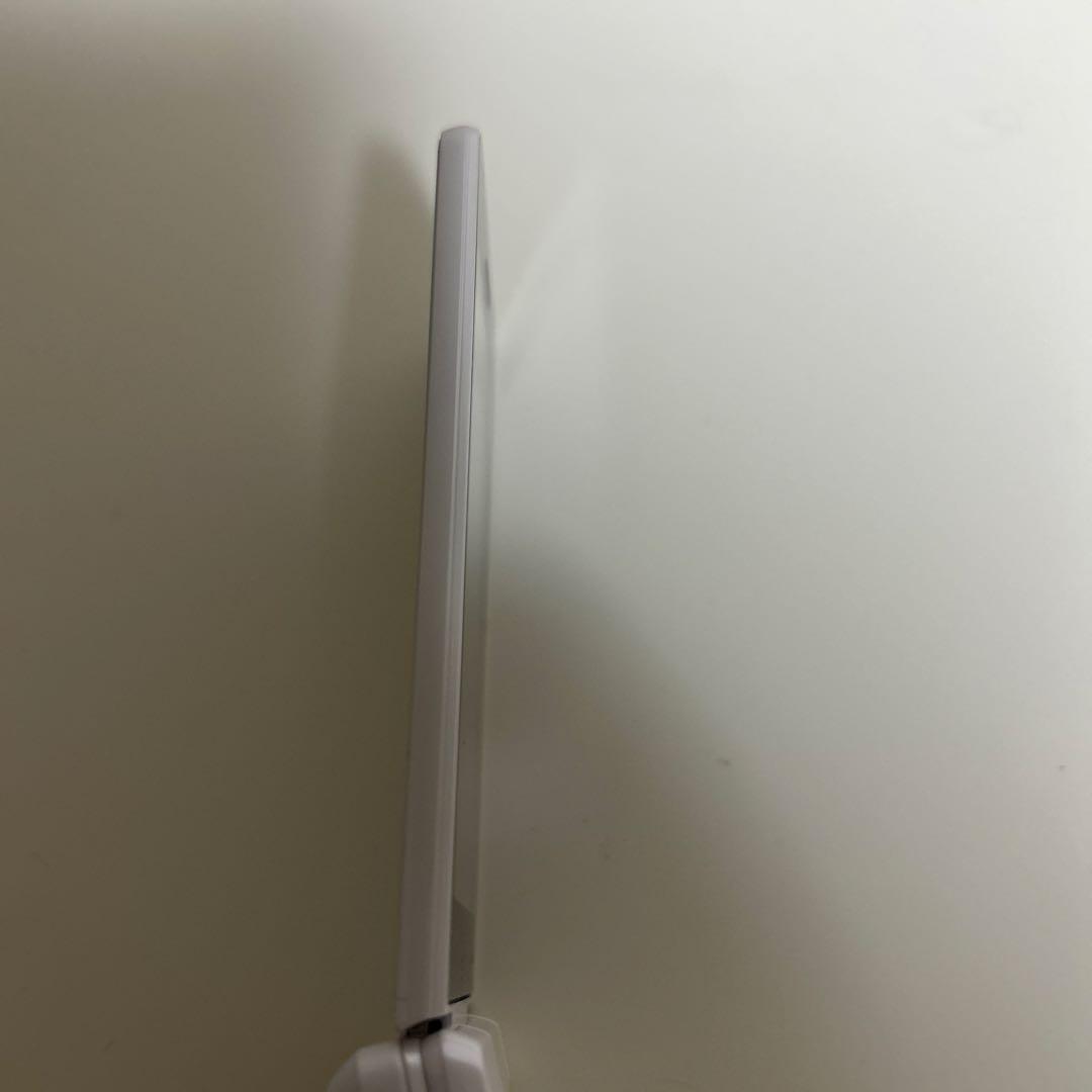 ソフトバンク AQUOS ケータイ4 (A205SH、白)