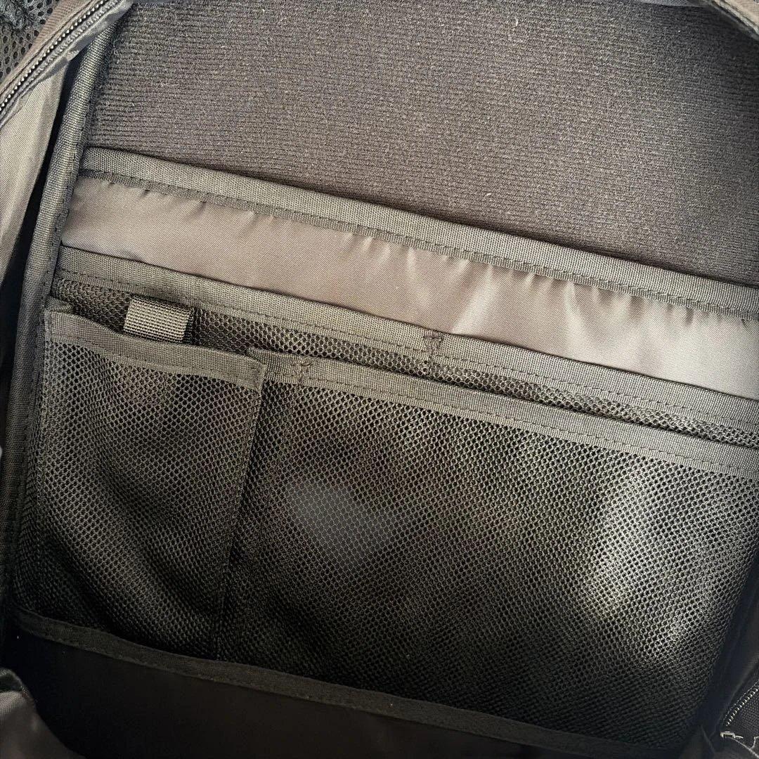 アフタヌーンティー リビング 無重力ファンクションリュック ブラック