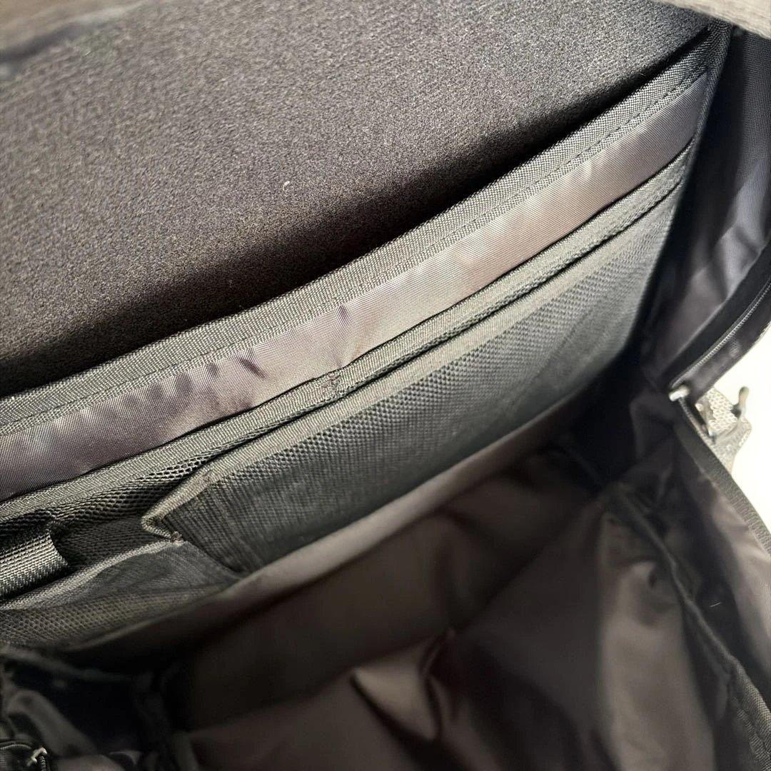 アフタヌーンティー リビング 無重力ファンクションリュック ブラック