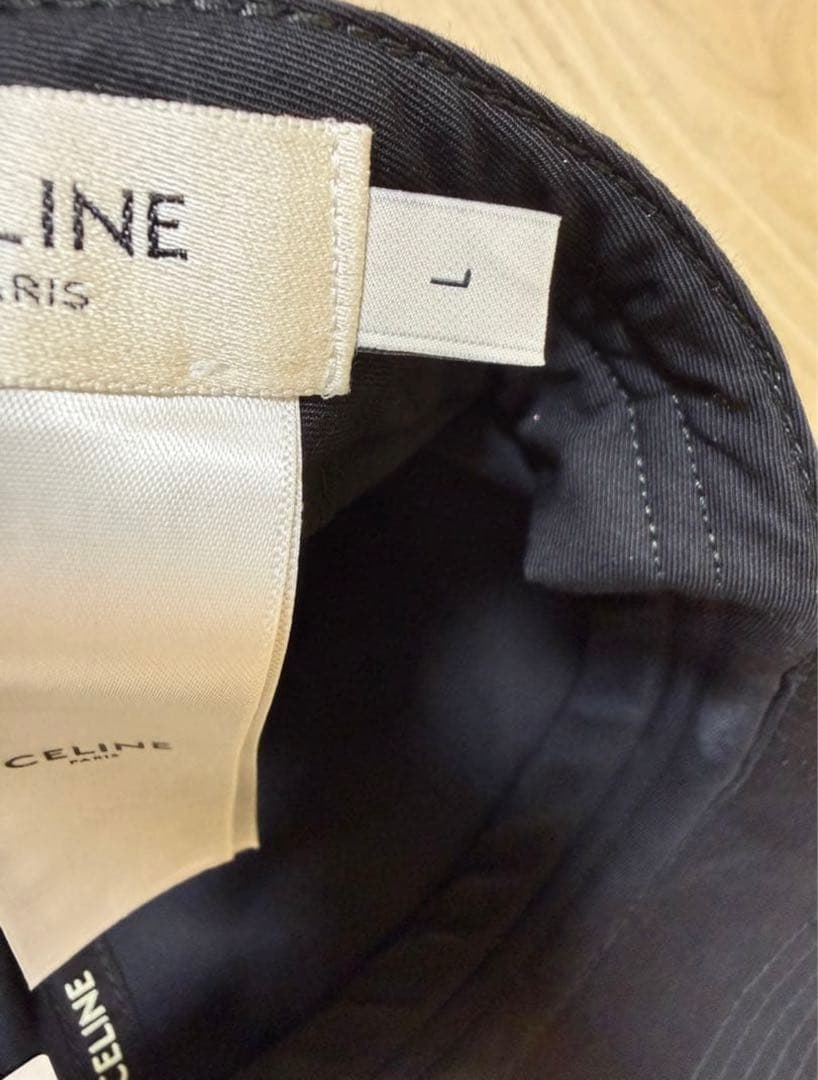 新品 CELINEセリーヌ トリオンフベースボールキャップ ブラック