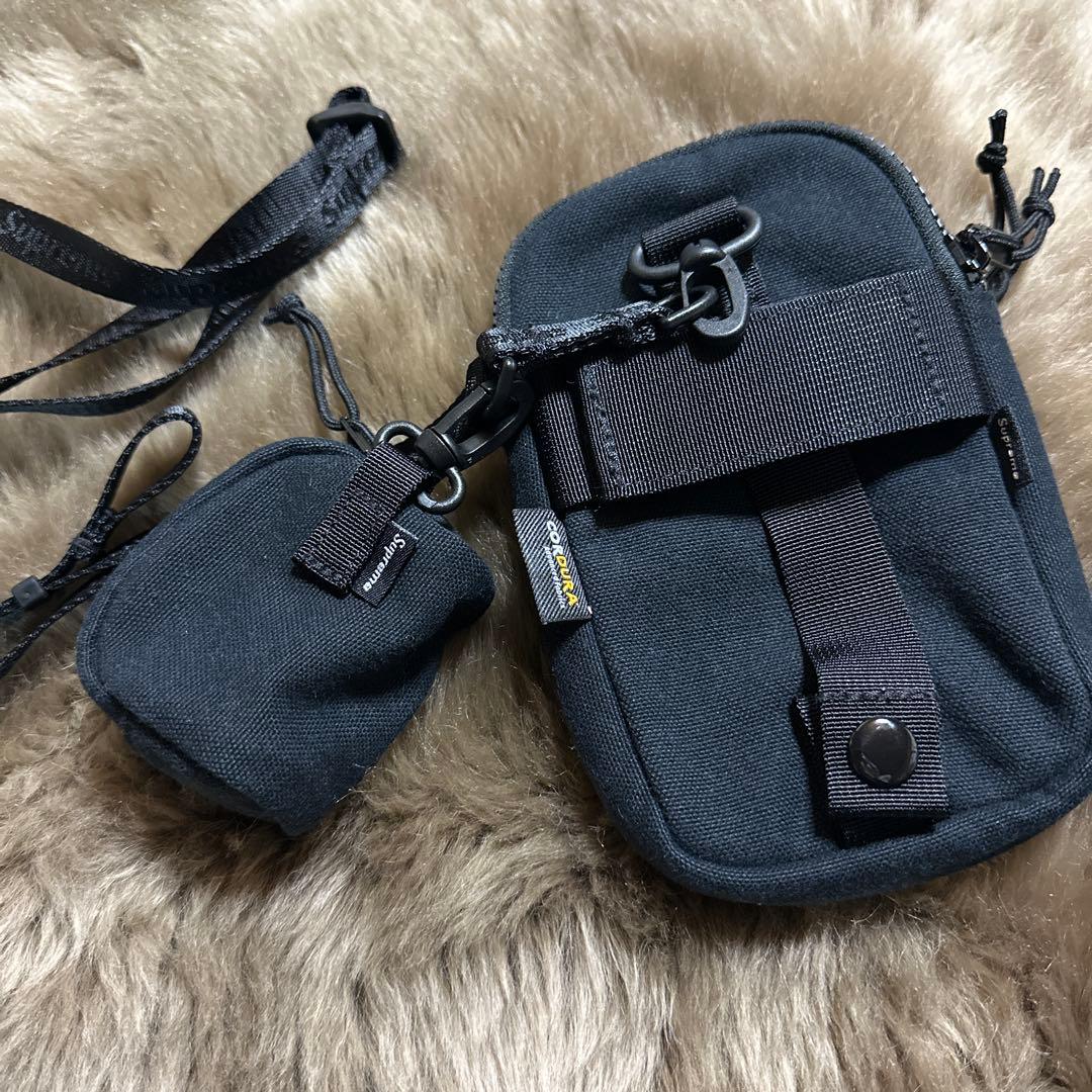 Supreme ブラック ショルダーバッグ 2ポケット