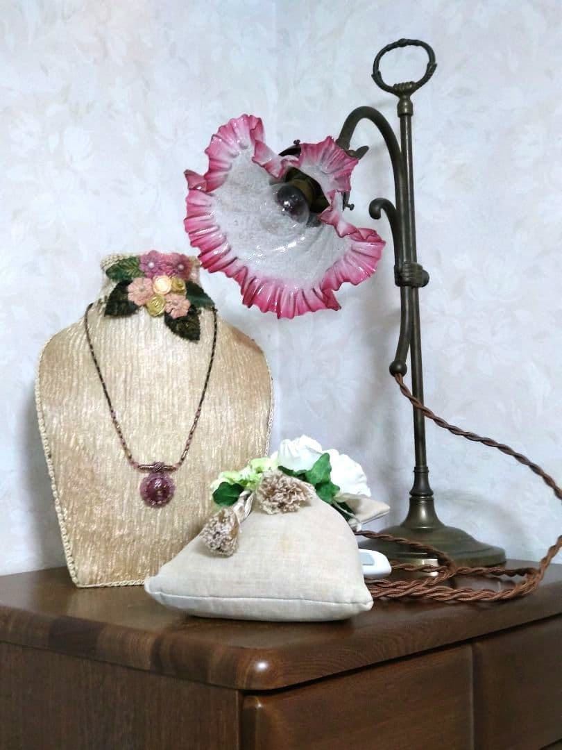 ■アンティーク ■ テーブルランプ フリルシェード