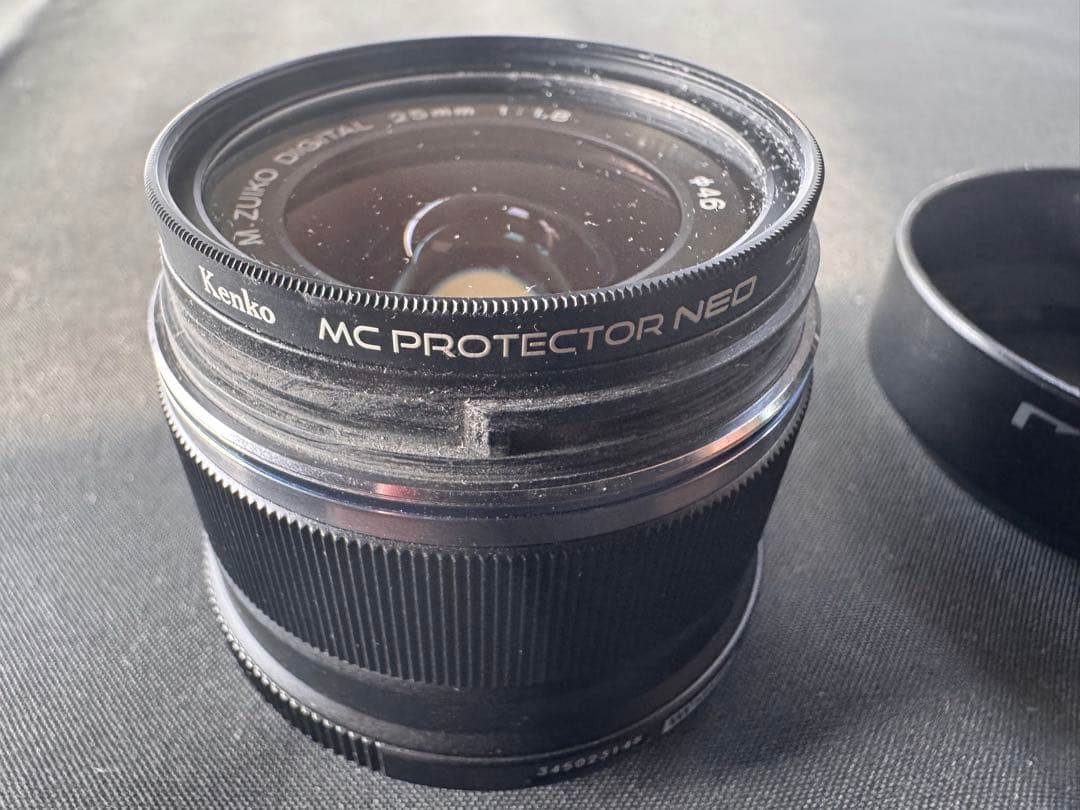 OLYMPUS 25mm F1.8 単焦点レンズ