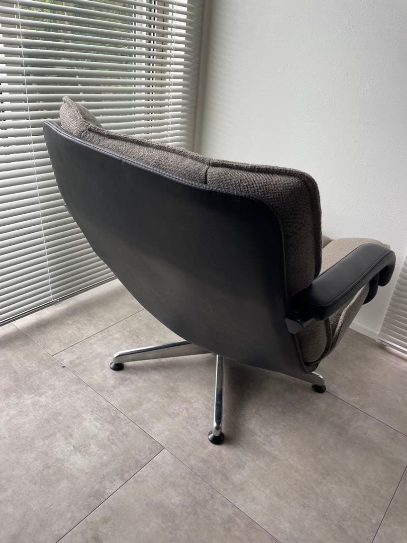 ラウンジチェア　ミッドセンチュリー　ビンテージチェア　モダン