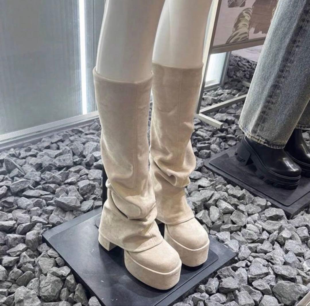 EMODA風ルーズフレアカバーフィットブーツ アイボリー