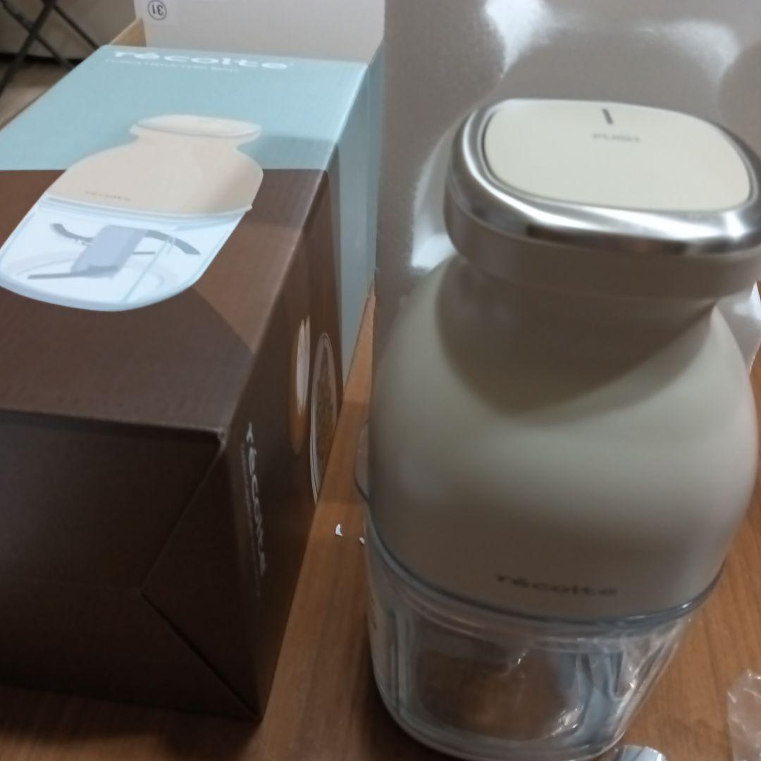 美品 レコルト ボンヌ フードプロセッサー コードレス RCP7 (W)