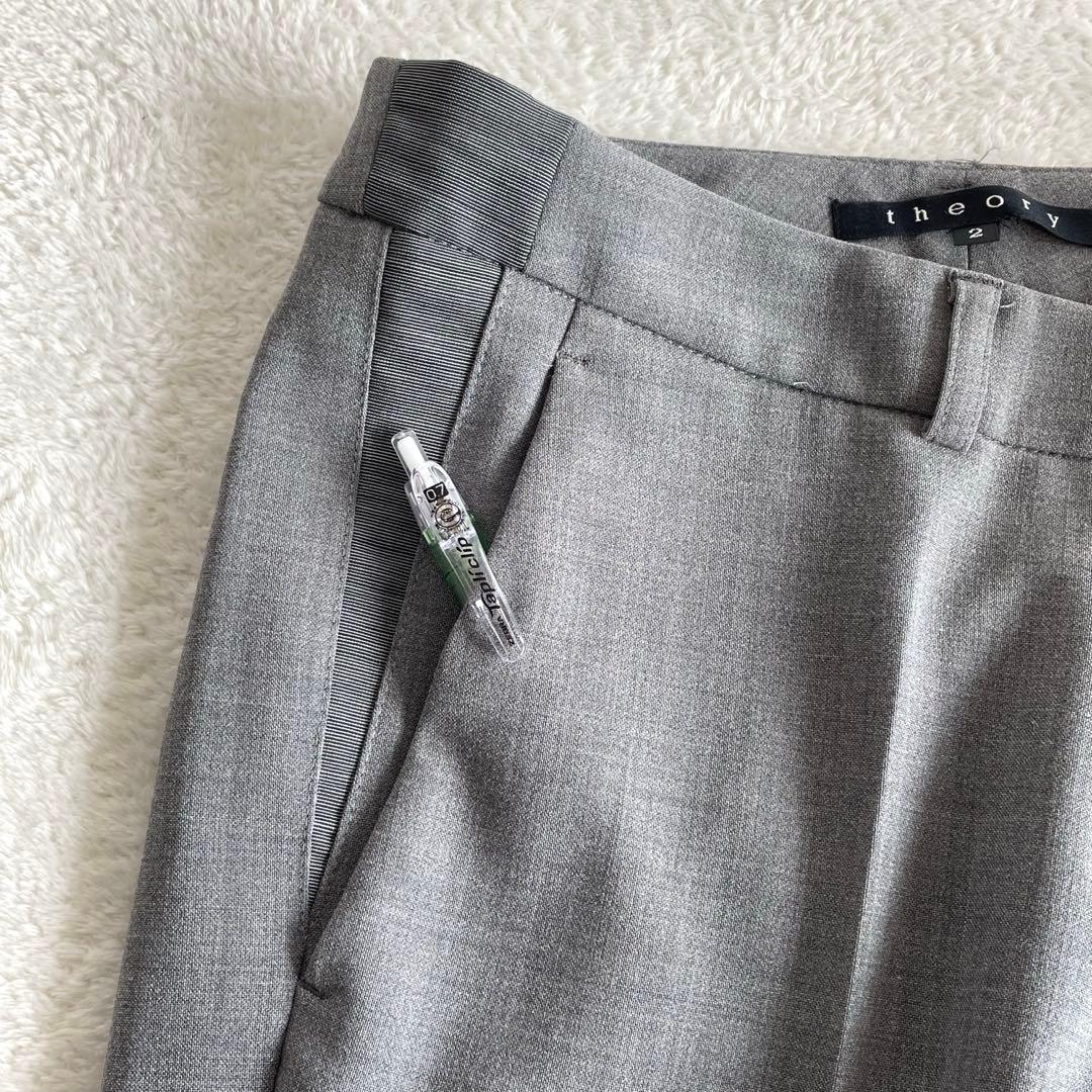 セオリーグレー パンツスーツ ビジネススーツ　ｔh e o r y M