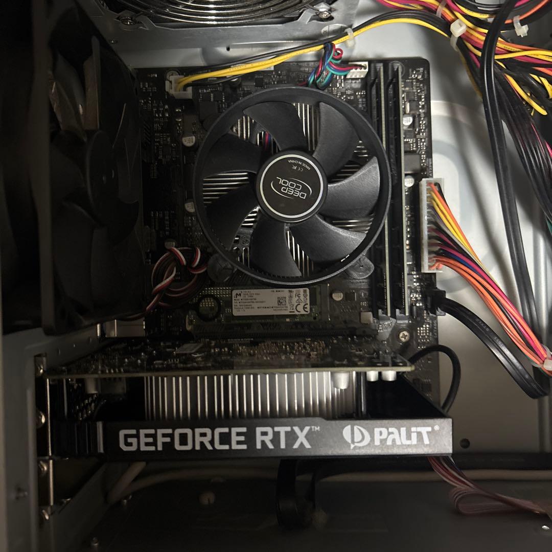 ゲーミングPC Corei5第8世代 SSD256GB メモリ16GB