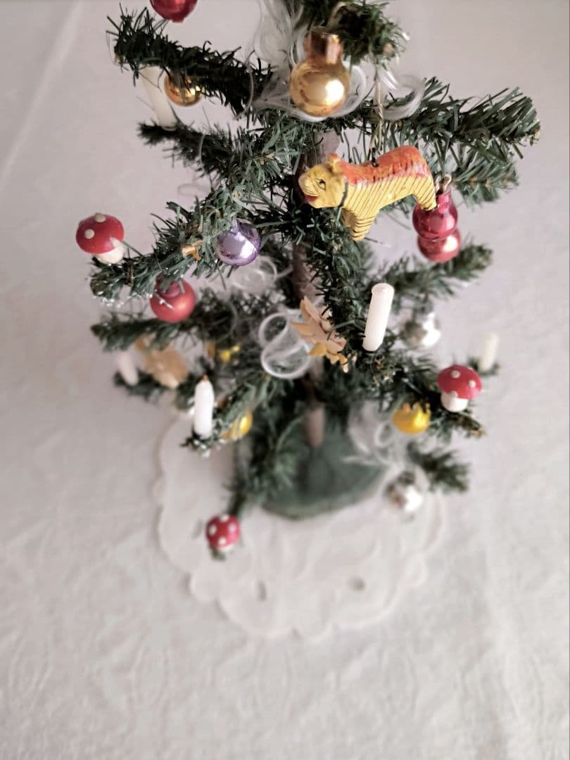 * antique ❀ キュートなオーナメント達と 本物のキャンドル * ツリー