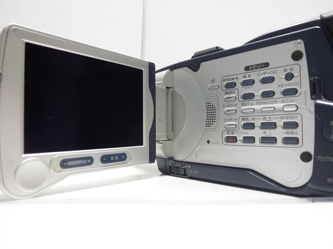 動作品　Mini DV　ソニーデジタルビデオカメラ　SONY DCR-TRV30