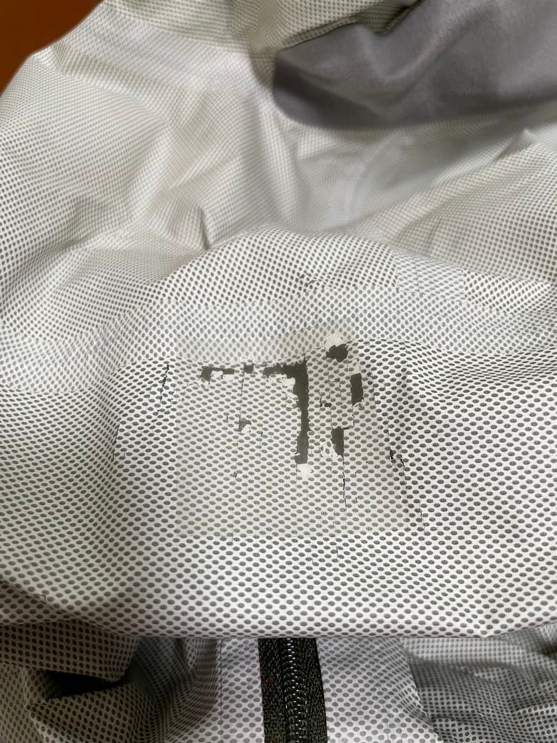 パタゴニア　H2NO ナイロンジャケット カーキ　MARS Mサイズ