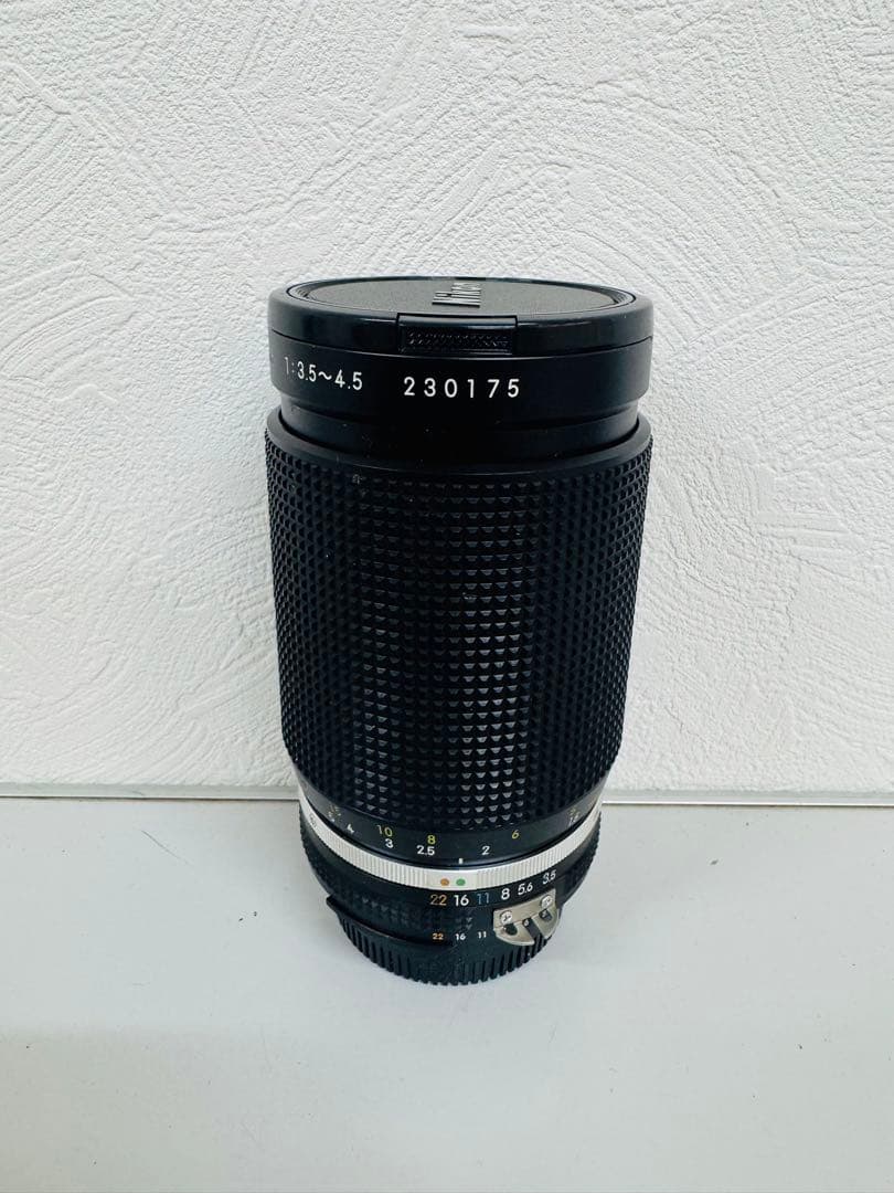 Nikon FM フィルム一眼レフカメラ　ズームレンズ2個付き　まとめ売り