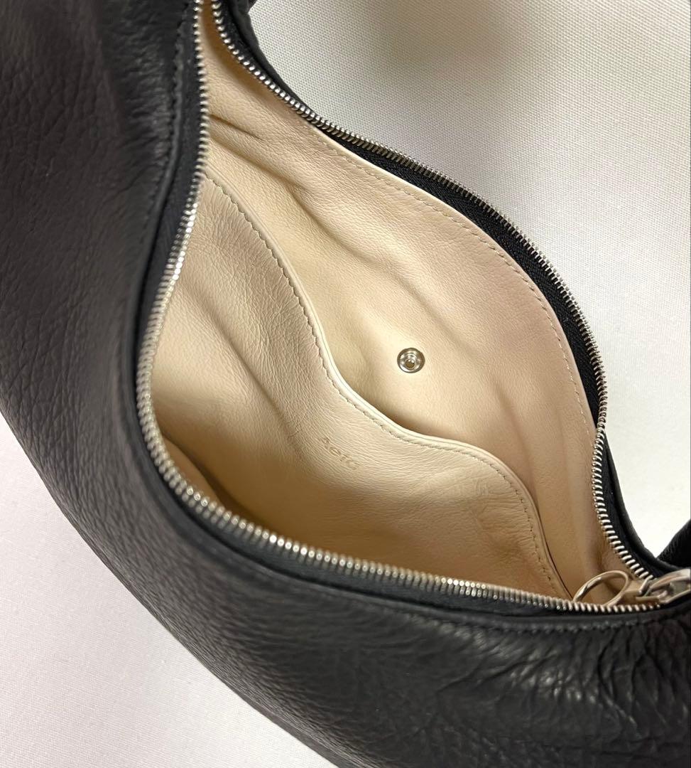 Aeta ワンショルダーバッグ　ブラック