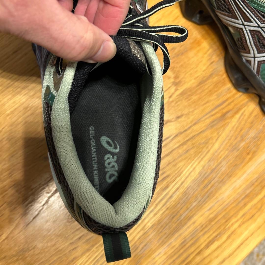 靴 GEL-QUANTUM KINETIC28cm