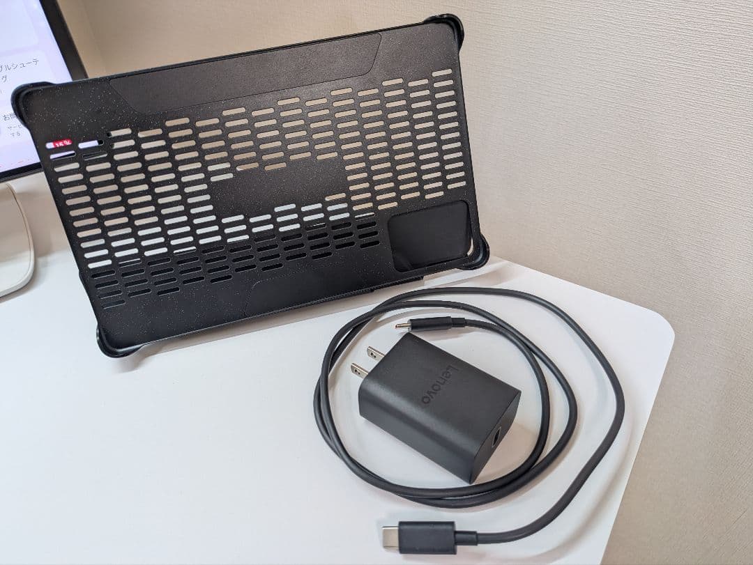 Lenovo Legion Tab (8.8”, 3) TB321FUタブレット