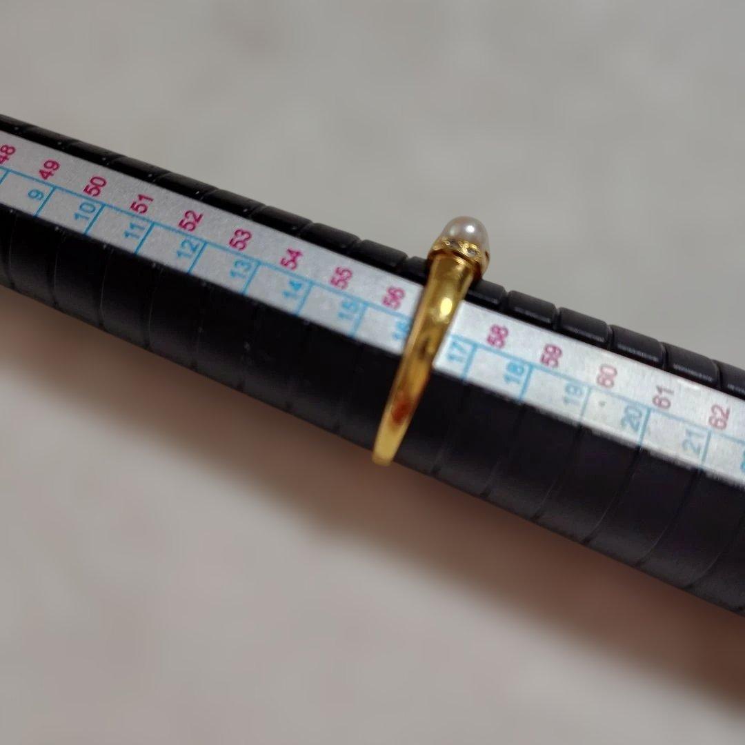 パール3珠ダイヤ入り・リング 16号。