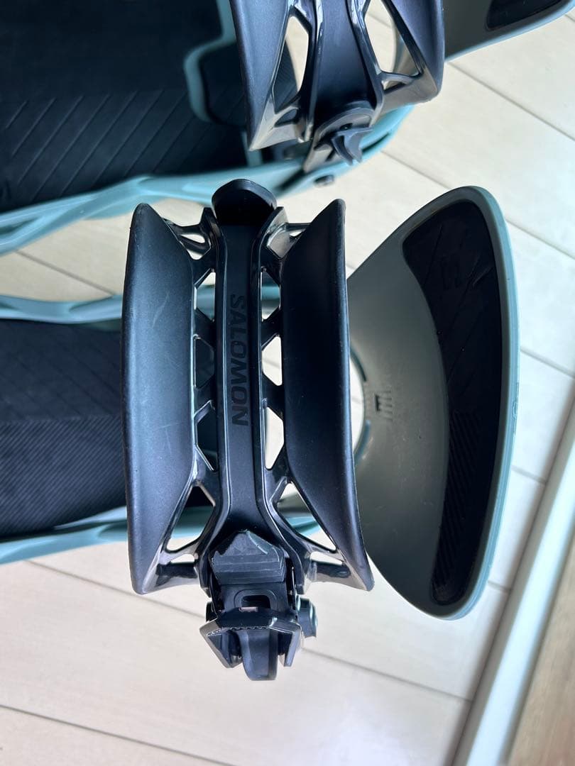 SALOMON リズム　rhythm M 22-23