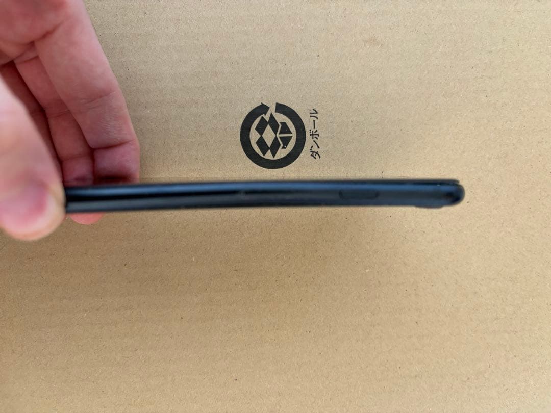 Apple iPhone SE3 64GB ミッドナイト