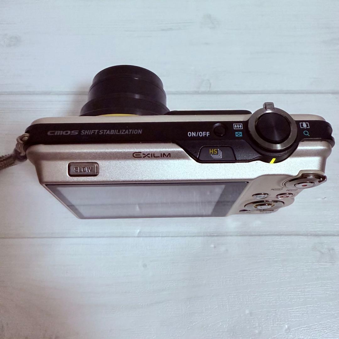 美品 CASIO EXILIM EX-FC150 ゴールド 高速連写＆HD動画