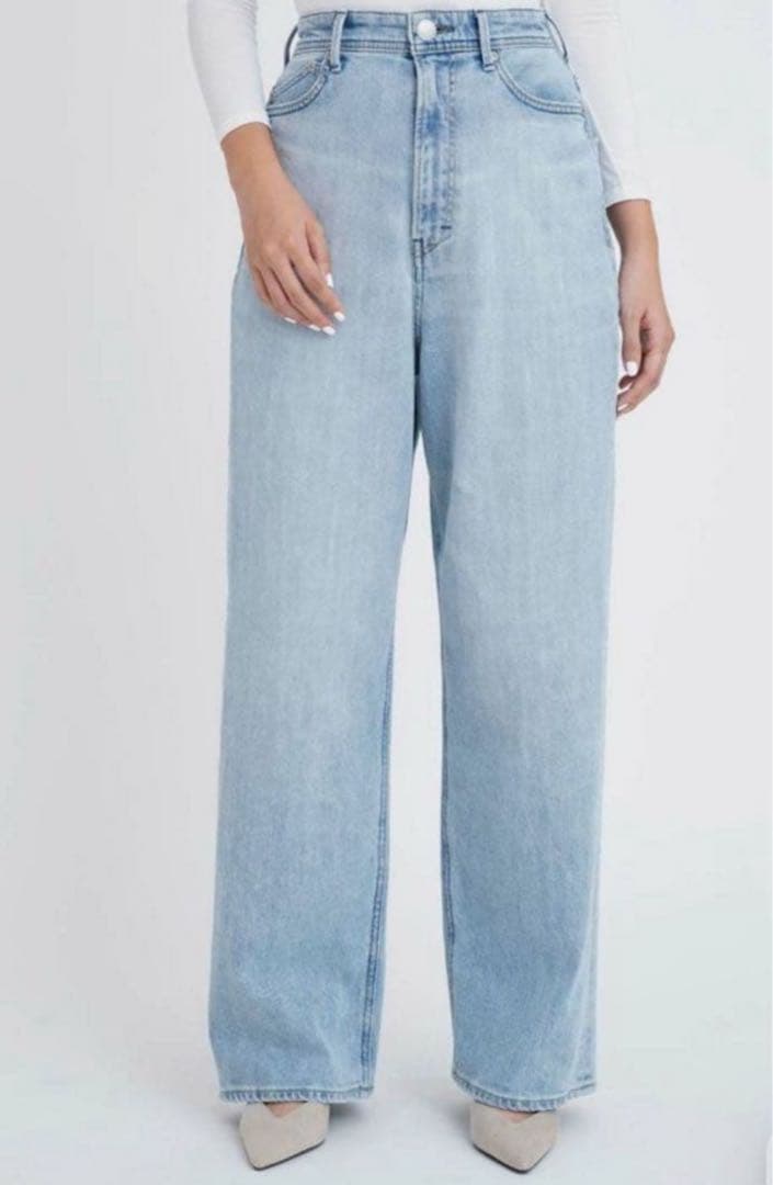 YANUK ✨ルーズストレート　JOAN 23