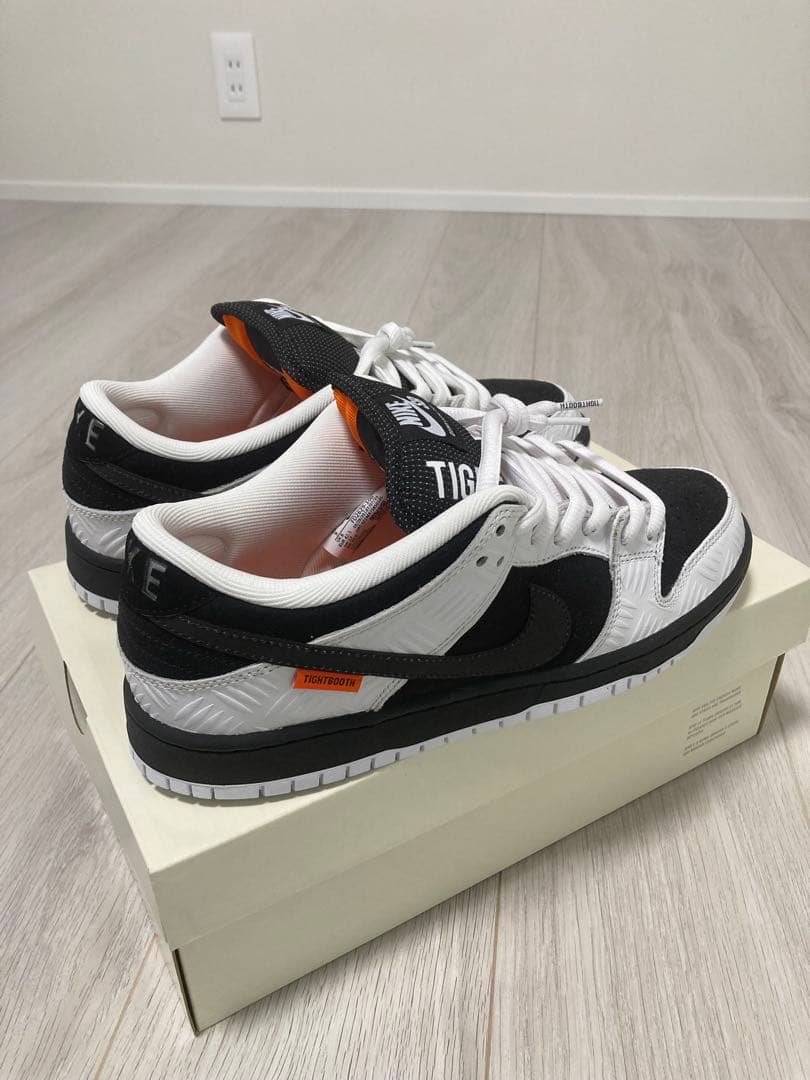 TIGHTBOOTH × Nike SB Dunk Low Pro QS