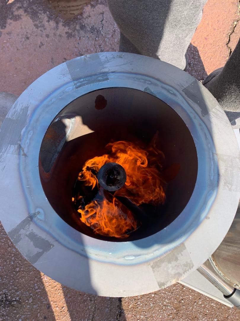 廃油ストーブ　即納品　在庫があります033101