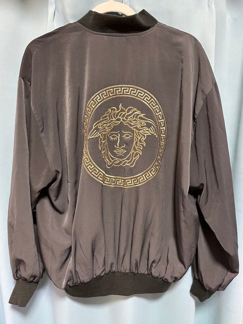 【週末まで値下中】ベルサーチ　ナイロン　ジャケット　リバーシブル　ブルージーンズ