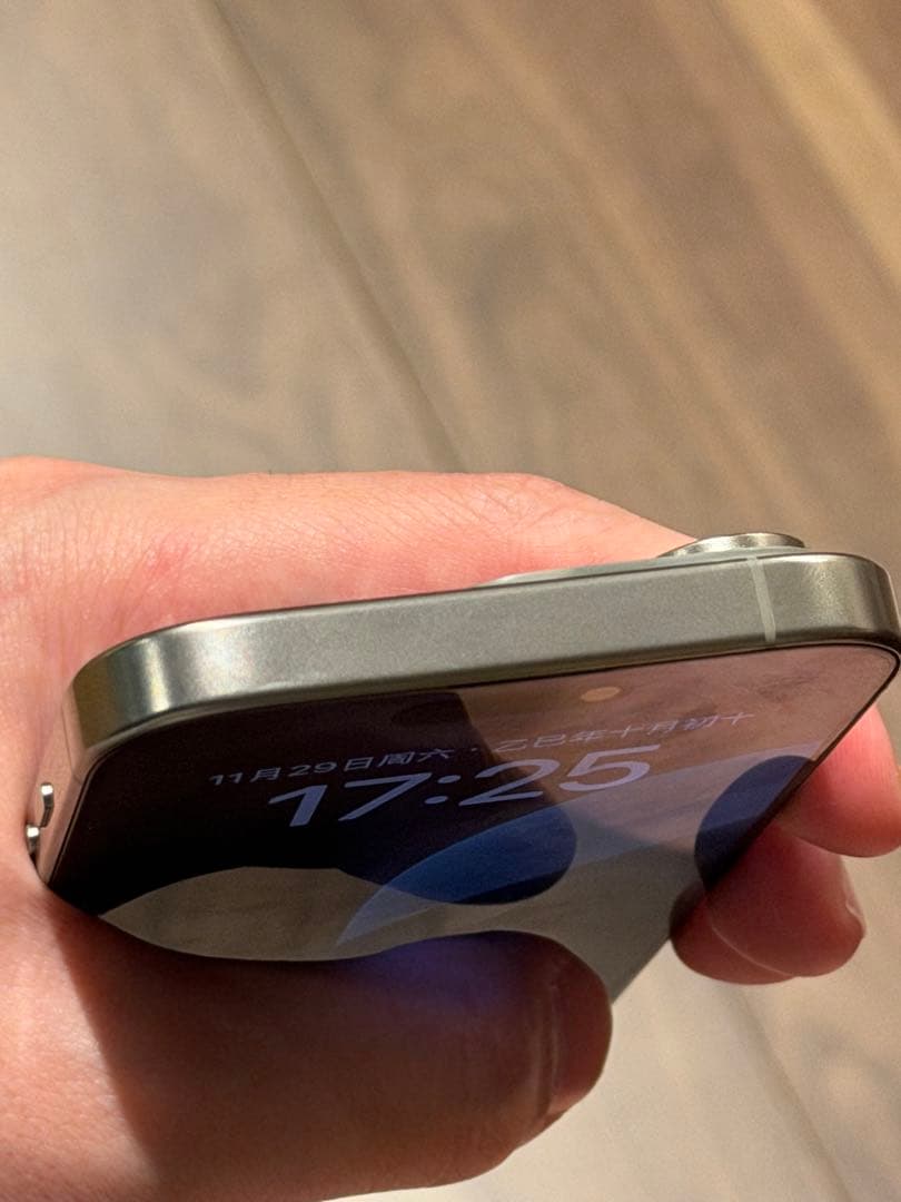 iPhone 16 Pro 512GB SIMフリーバッテリー最大容量95%