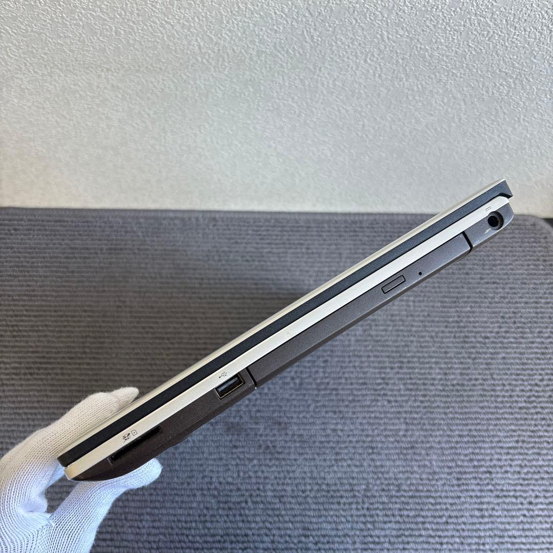 富士通lifebook NH90/E2 i7-10750H メモリ8GB 顔認証