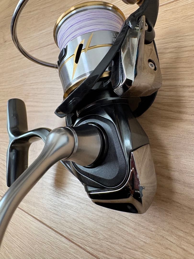 【中古】DAIWA ダイワ ルビアスFC LT2000S