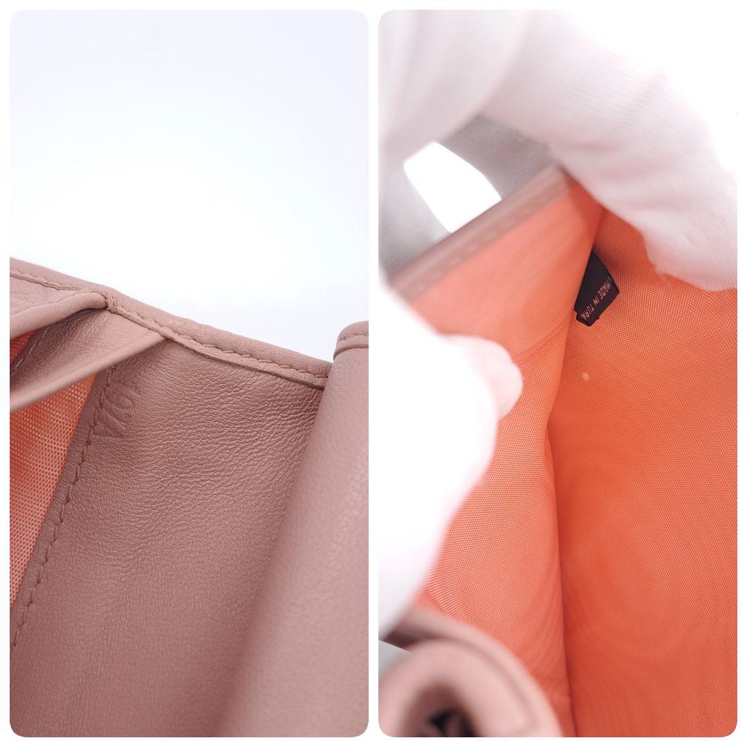 miu miu ミュウミュウ マテラッセ 二つ折り 財布 ピンクベージュ