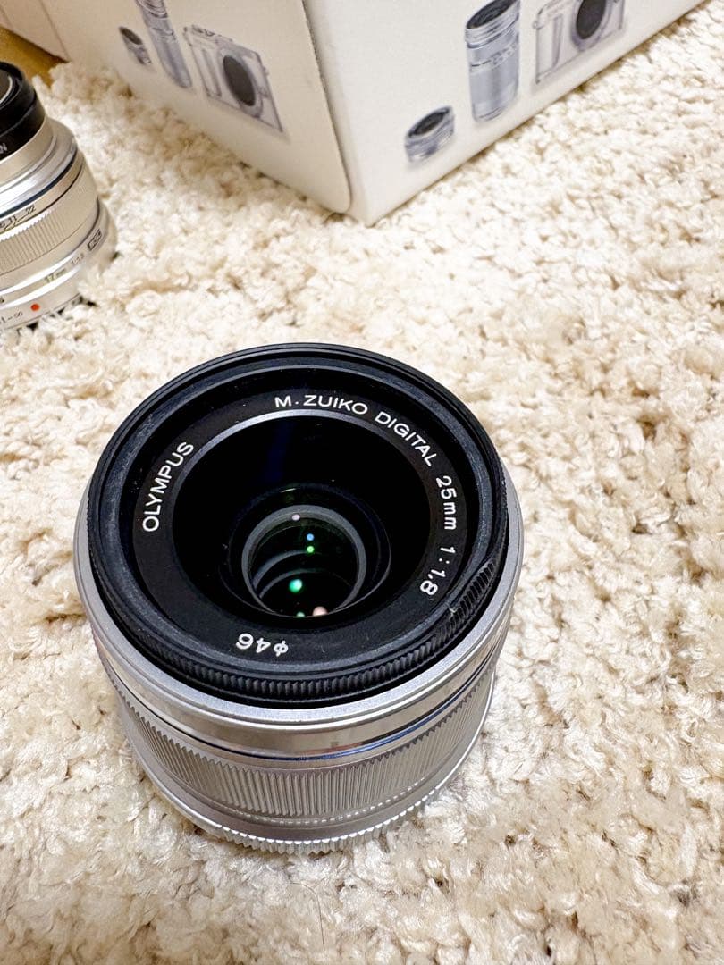 レンズ計4本 OLYMPUS PEN E-PL9 ダブルズームキット&単焦点