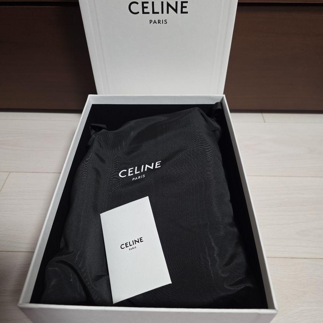 【新品】CELINE　トリオンフ　 ブラックレザー バッグ