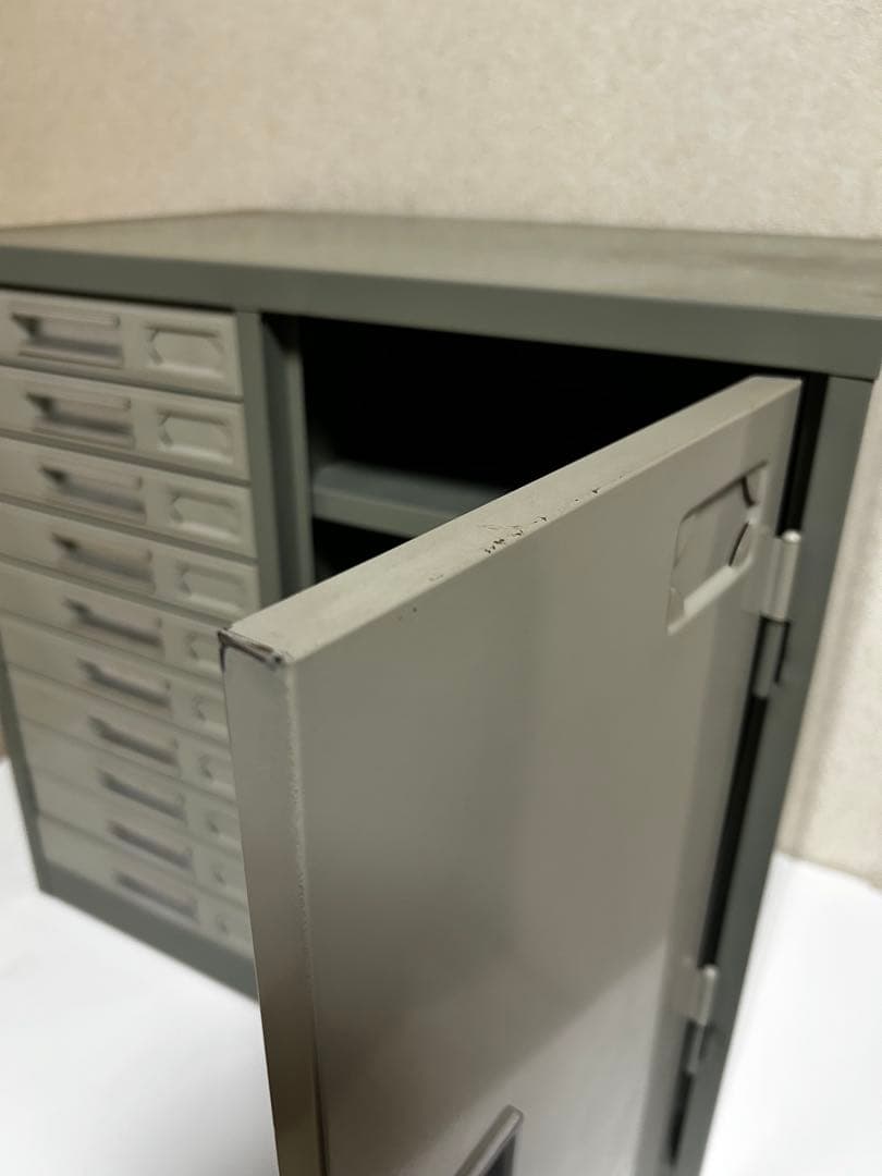 スチールレターケース　引出し10段+扉付棚　鍵無し