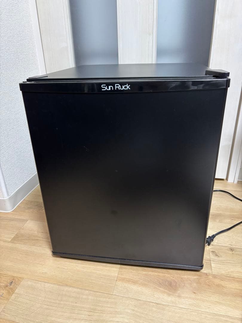 サンルック　1ドア冷蔵庫　SR-R4805