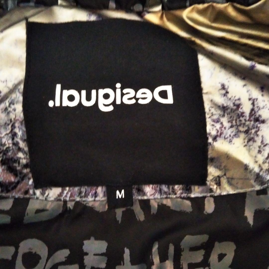 美品 Desigual デシグアルメタリックショートパデッドジャケット 短丈