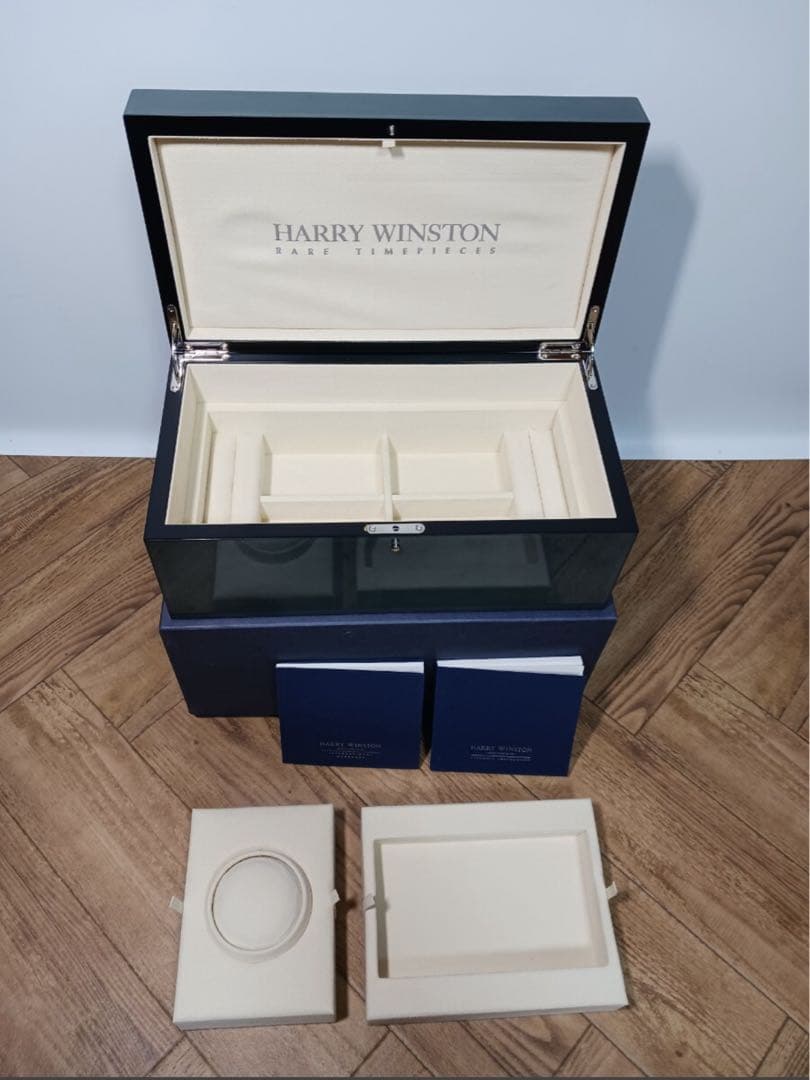 ★希少★HARRY WINSTON レアタイムピース 空箱 ジュエリーボックス