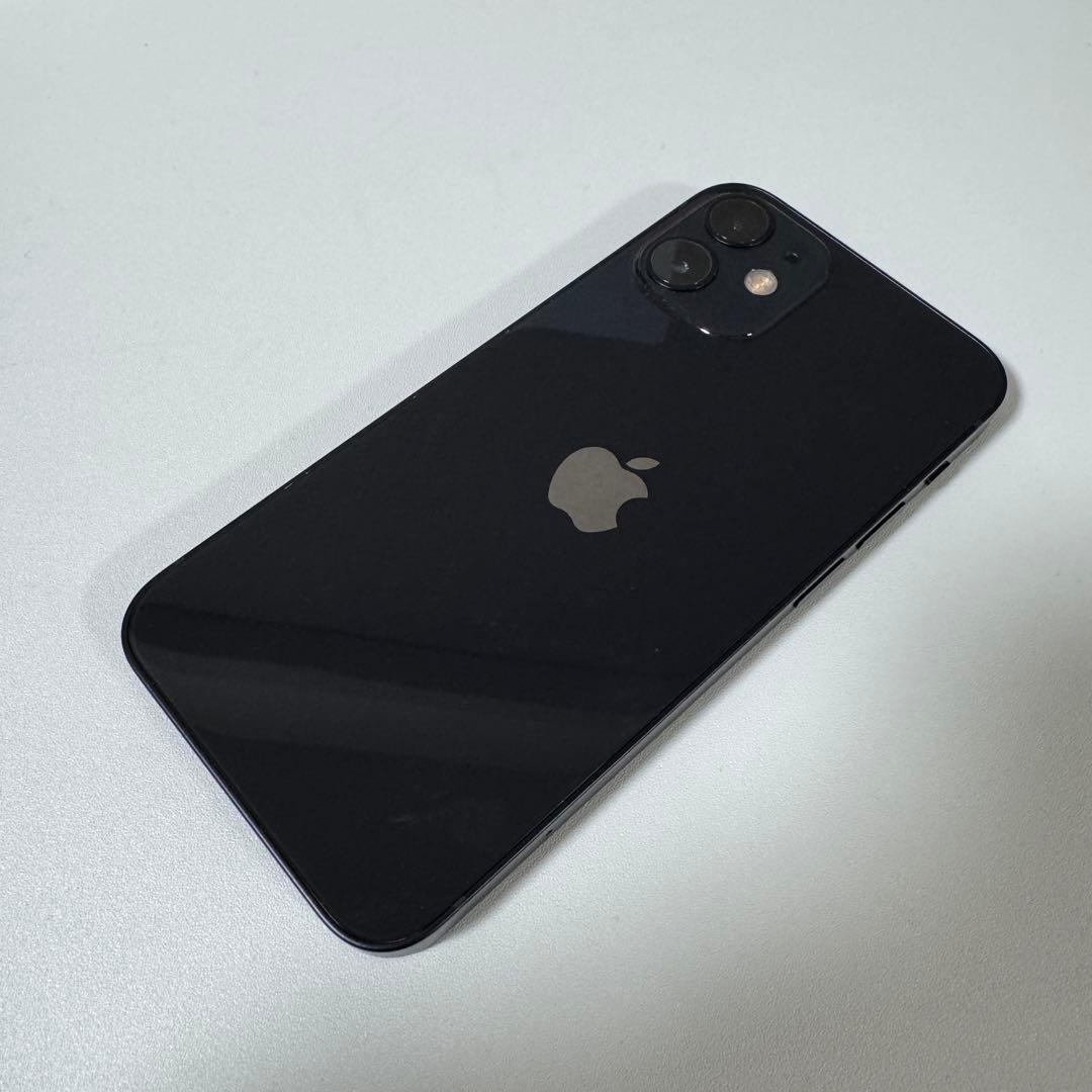 iPhone 12 mini ブラック128 GB SIMフリー本体