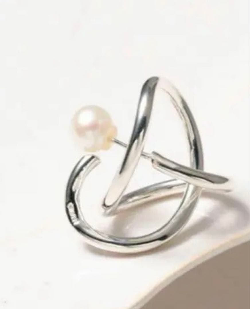 専用♡イーエム e.m.★ ピアス ノットピアス パール SVR925