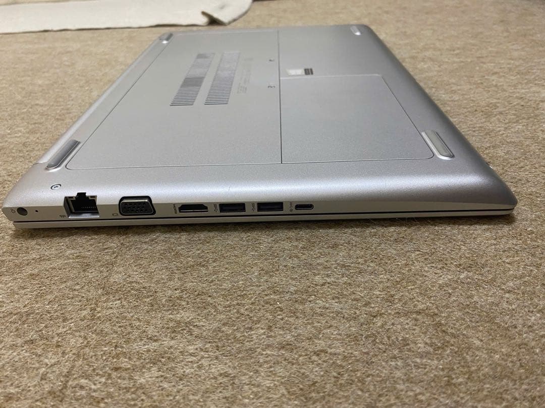 HP ノートパソコン シルバー