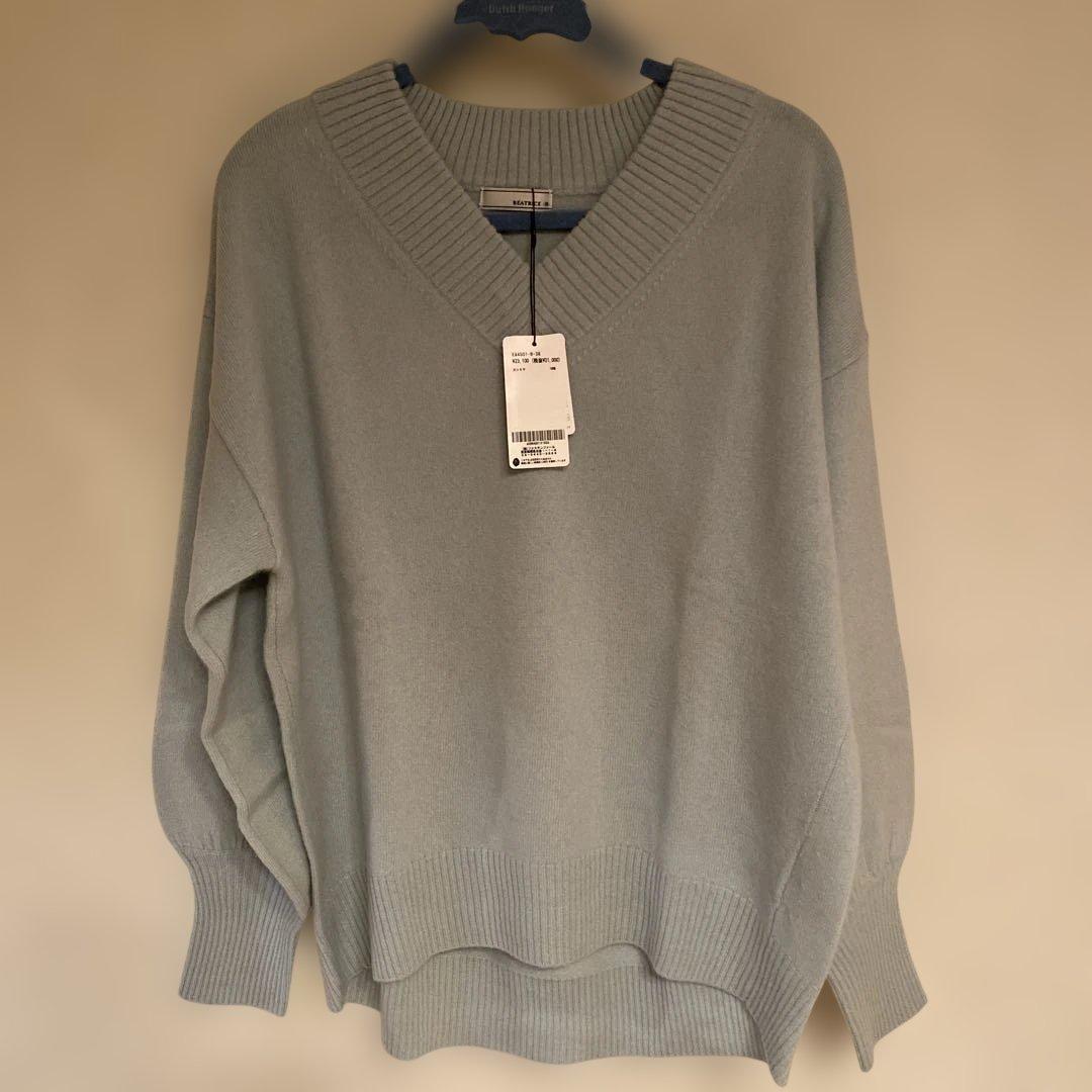 ［新品］BEATRICE カシミヤ100%Vネックニット Mサイズ