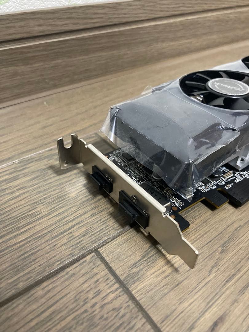 ASRock Radeon RX550 4GB Low Profile グラボ