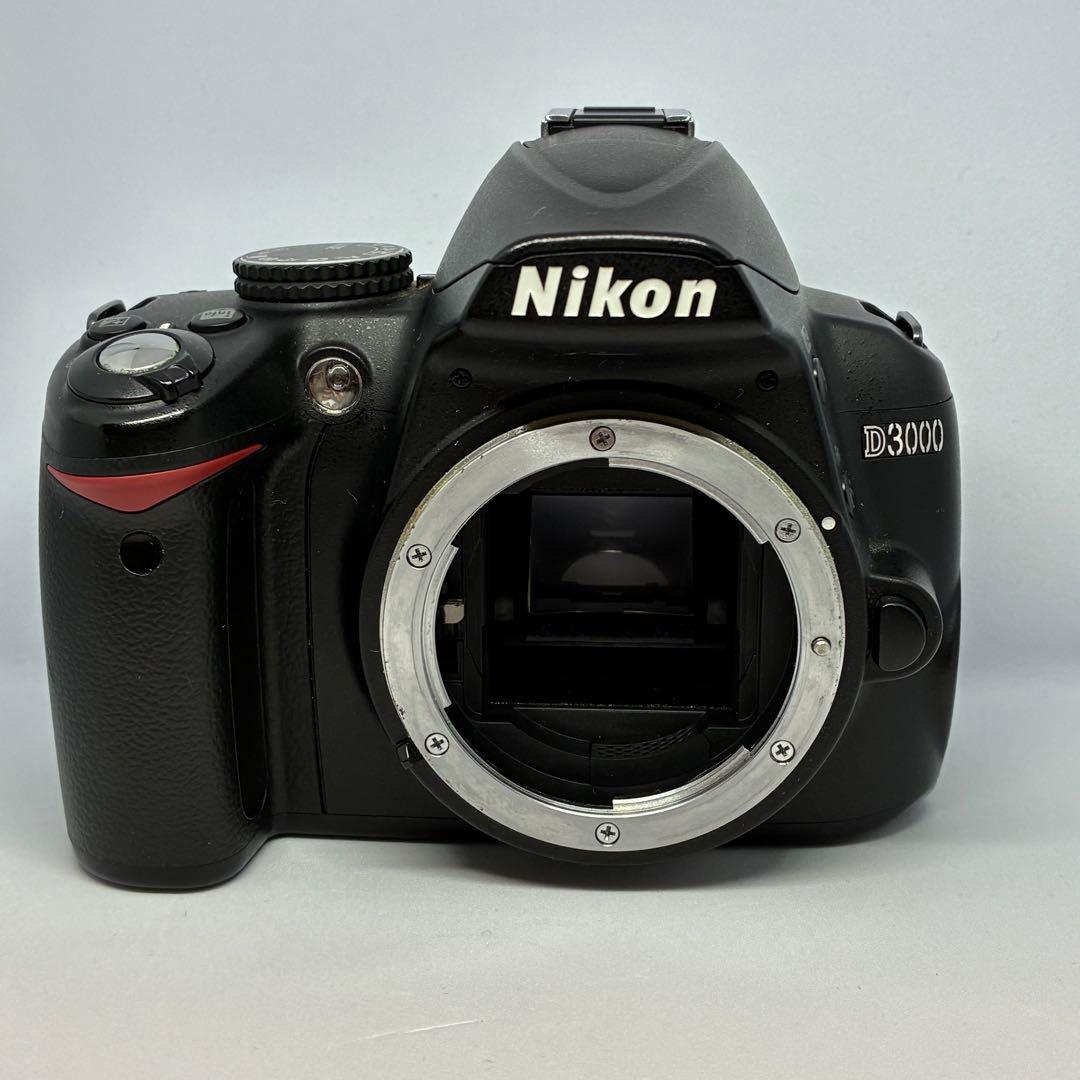 Nikon D3000 ボディ デジタル一眼レフカメラ