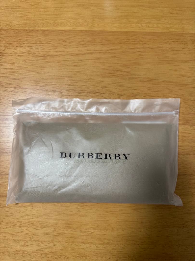 [新品未使用］バーバリー　長財布　新品　チェック