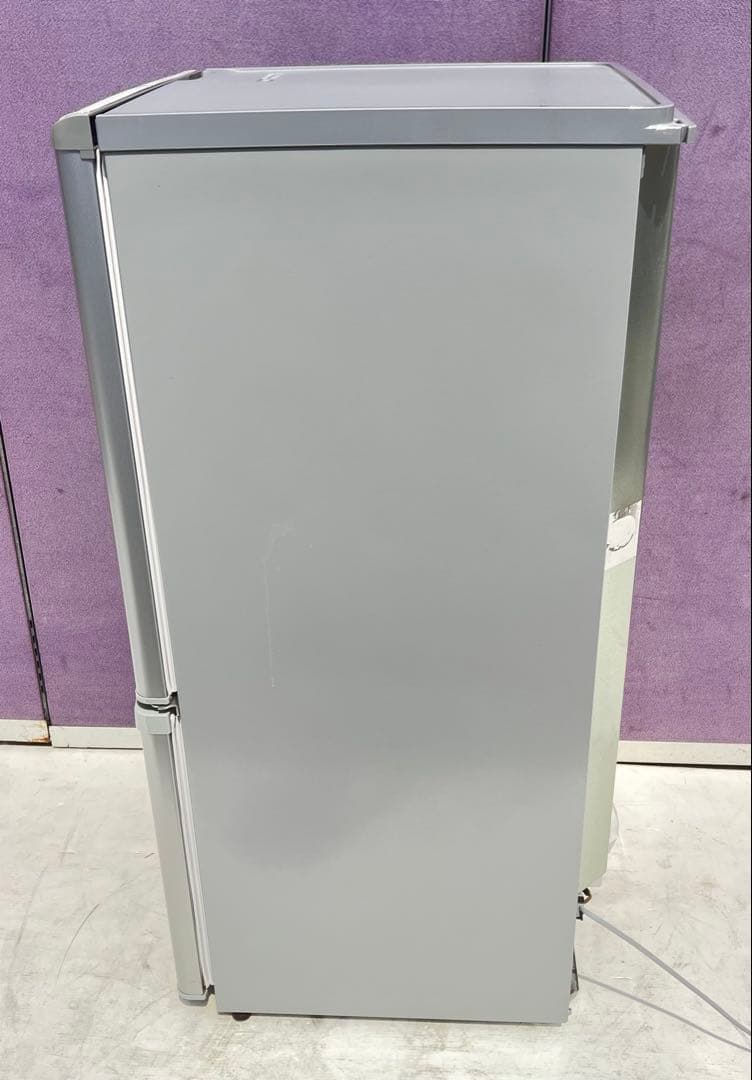 Panasonic ノンフロン冷凍冷蔵庫 品番 NR-B143W-S 2010年