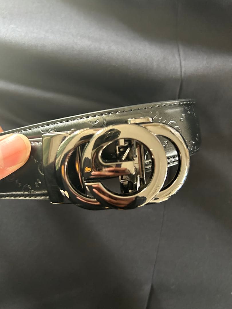 GUCCI/ ブラック エンボス加工 ベルト 値下依頼⭕️ 即購入可