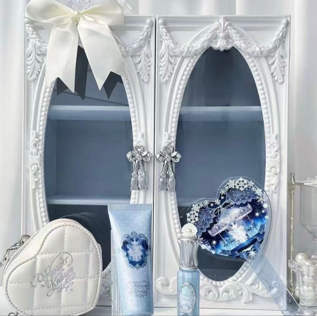 フラワーノーズ　コスメケース