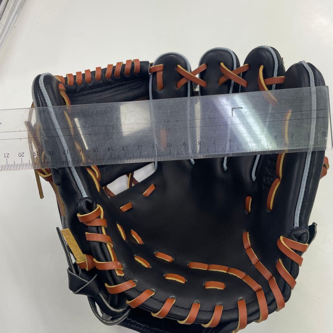 Under Armour 硬式グローブ 内野手用