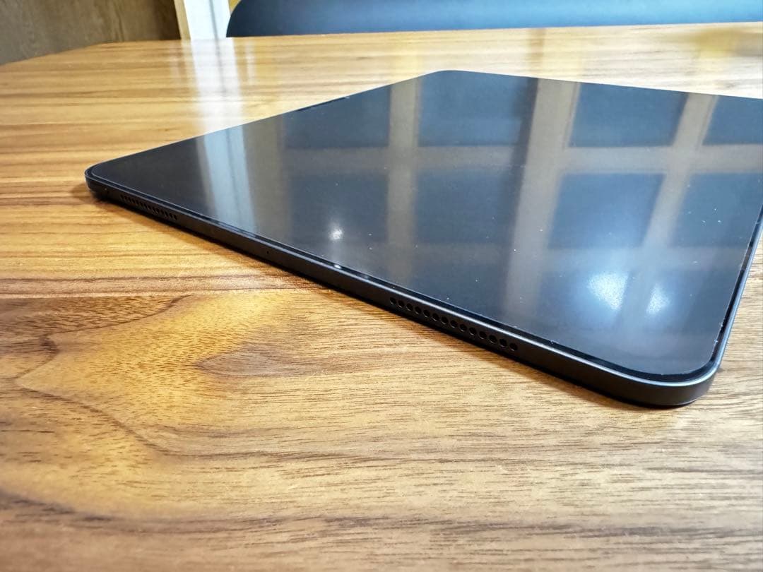 iPad Pro13インチ(M4・512GB・WiFiモデル)+USキーボード